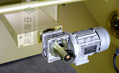 ZDS-840后檔料減速電機(jī)，質(zhì)量好，模擬運(yùn)算定位速度快.jpg