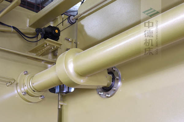 ZDP-20050高精度扭軸同步裝置，采用知名品牌關(guān)節(jié)軸承，經(jīng)久耐用.jpg